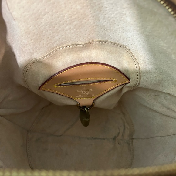 Louis Vuitton Ellipse PM in Monogram Canvas - Picture 5 of 8